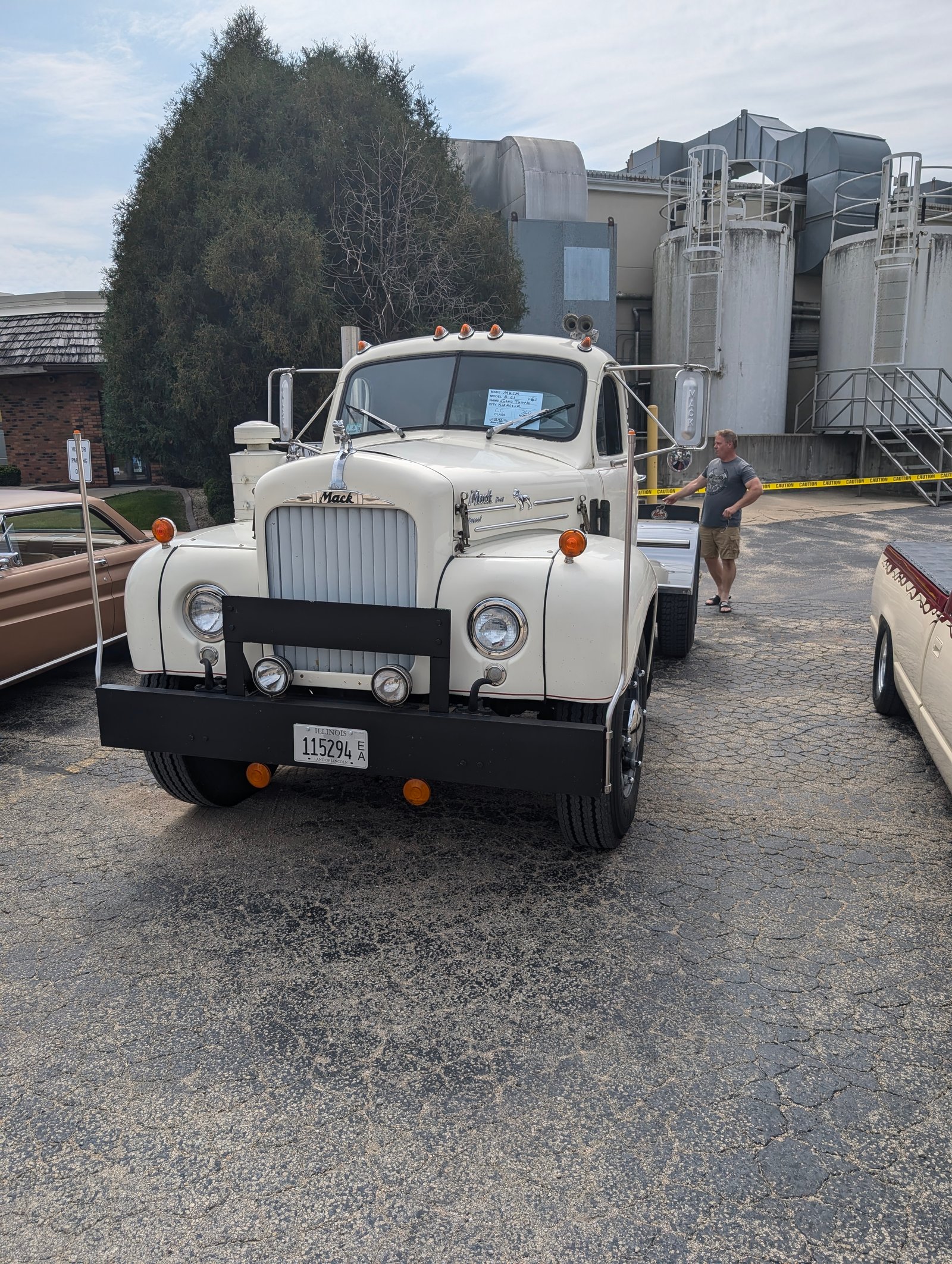 PXL_20240825_161723600.NIGHT.jpg PXL_20240825_161723600.NIGHT.jpg